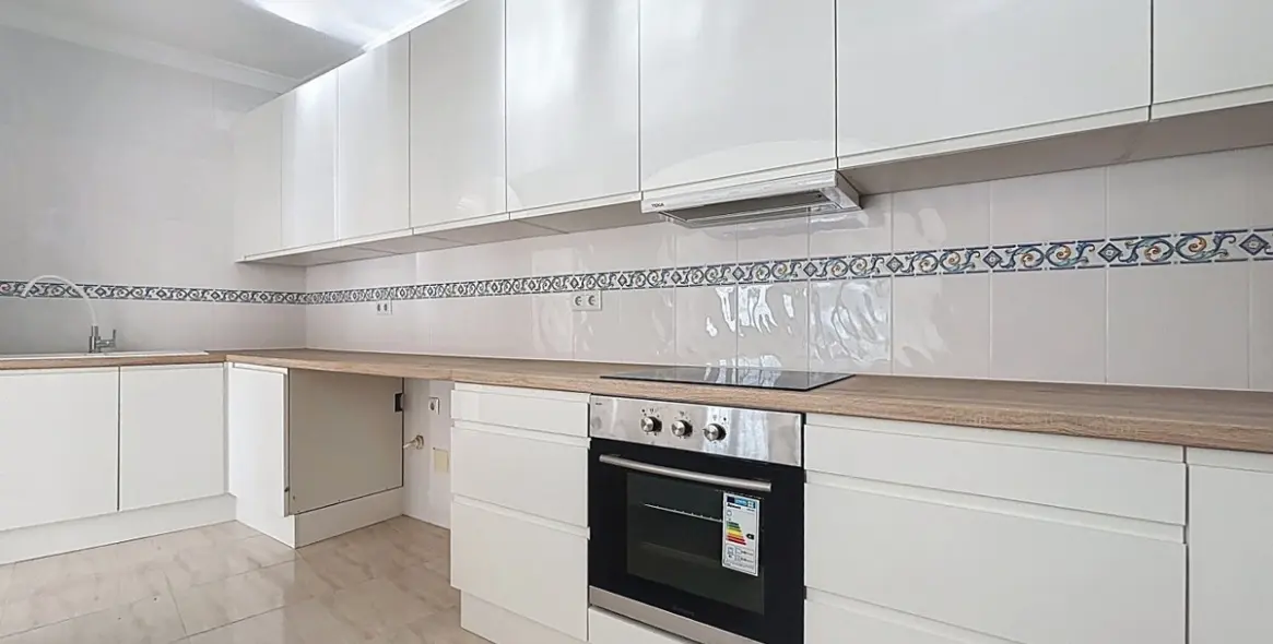 Продажа  отдельно стоящей виллы в Algarrobo 5