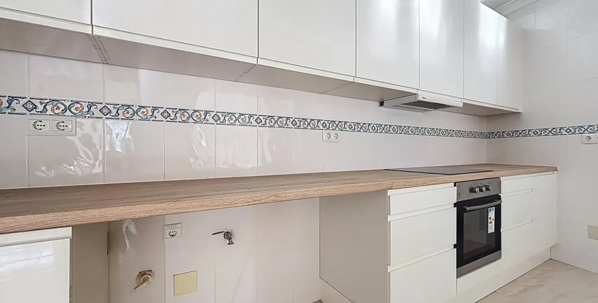 Продажа  отдельно стоящей виллы в Algarrobo 7