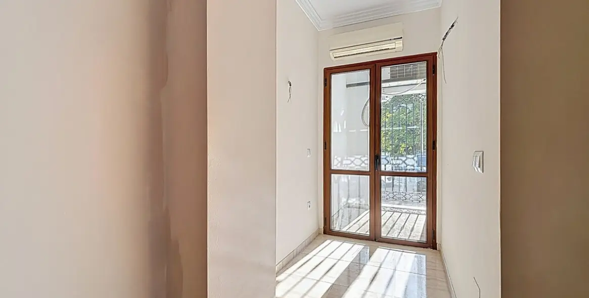 Продажа  отдельно стоящей виллы в Algarrobo 18