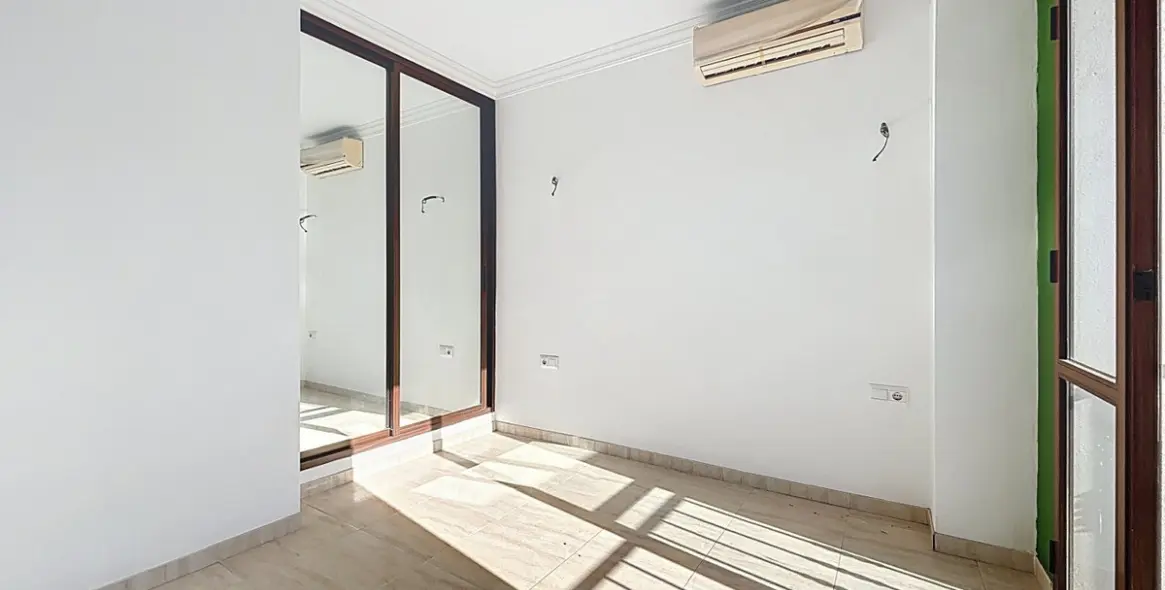 Sale of detached villa in Algarrobo 29