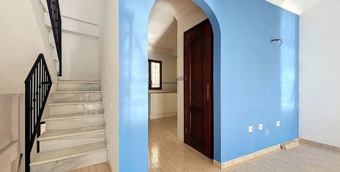 Sale of detached villa in Algarrobo 35