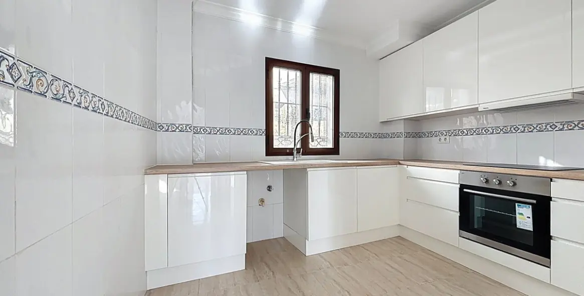 Sale of detached villa in Algarrobo 36