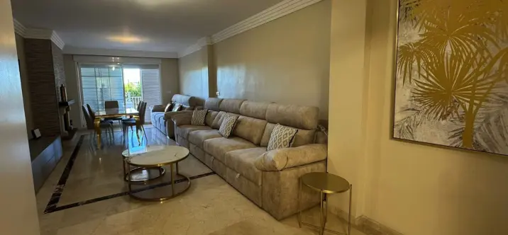 Sale of ground floor apartment in Río Real 1