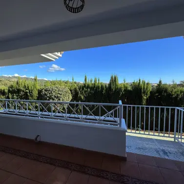 Sale of ground floor apartment in Río Real
