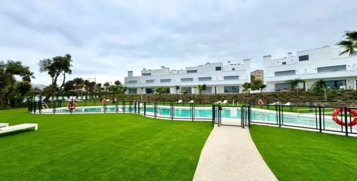 Sale of middle floor apartment in Bel Air 19