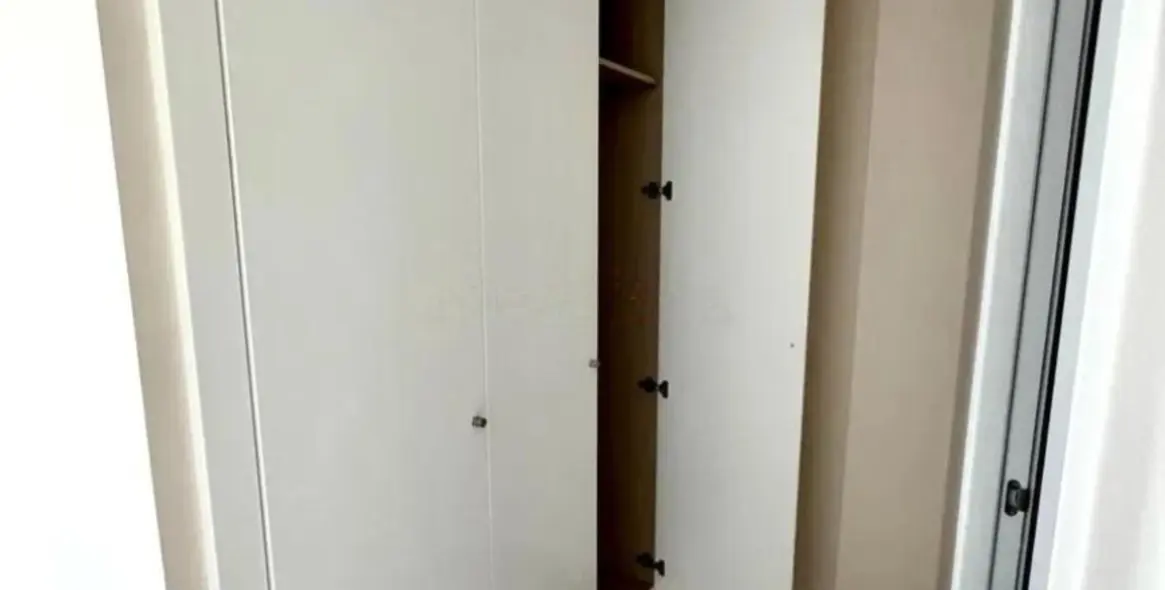 Sale of middle floor apartment in Bel Air 28