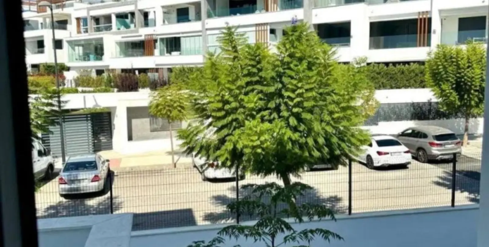 Venta de apartamento en planta media en Bel Air 34