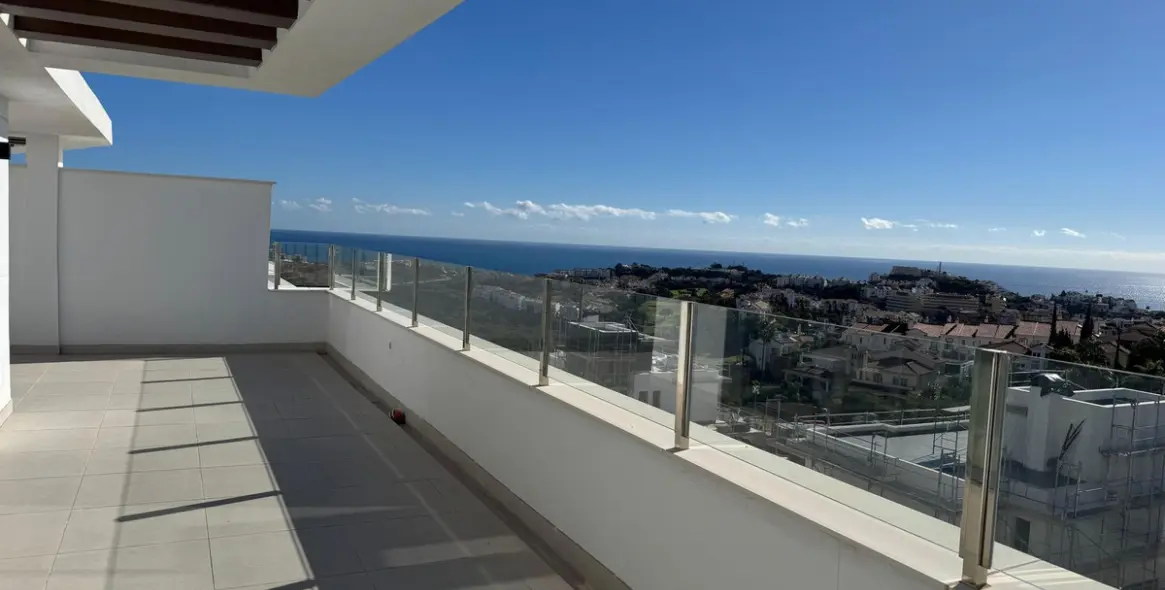 Sale of penthouse in La Cala de Mijas 1