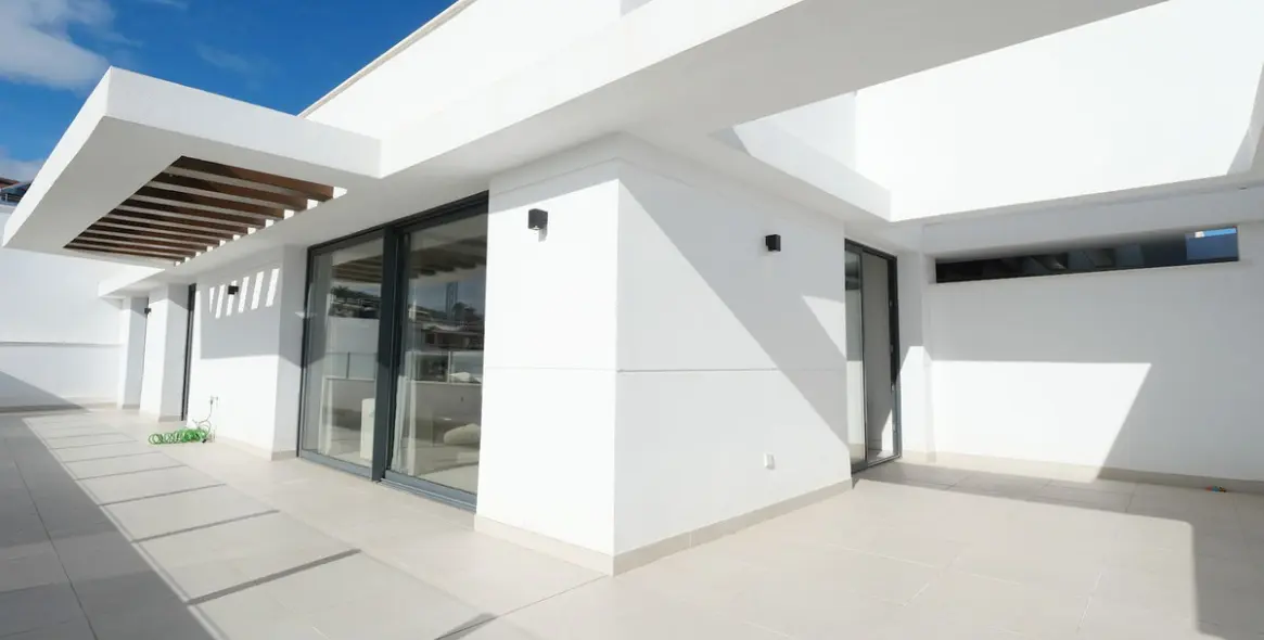 Sale of penthouse in La Cala de Mijas 24