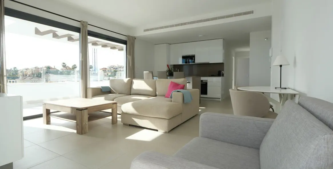Sale of penthouse in La Cala de Mijas 26