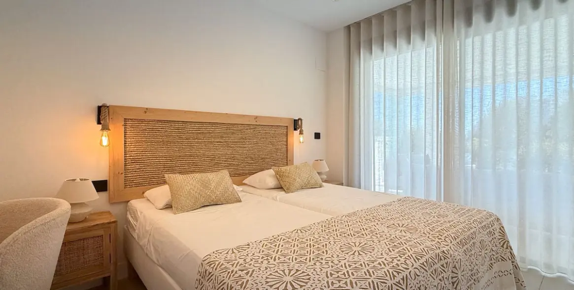 Продажа апартаментов на первом этаже в Estepona 8