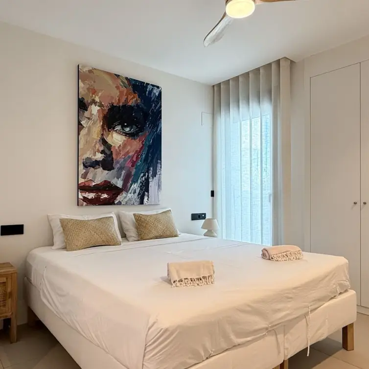 Продажа апартаментов на первом этаже в Estepona