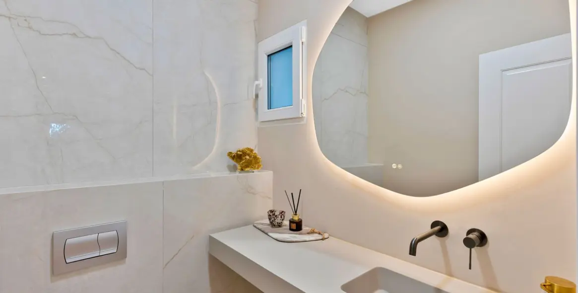 Sale of townhouse in Guadalmina Baja 12