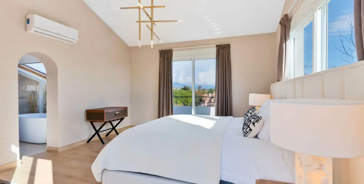 Alquiler a largo plazo de adosado en Guadalmina Baja 25