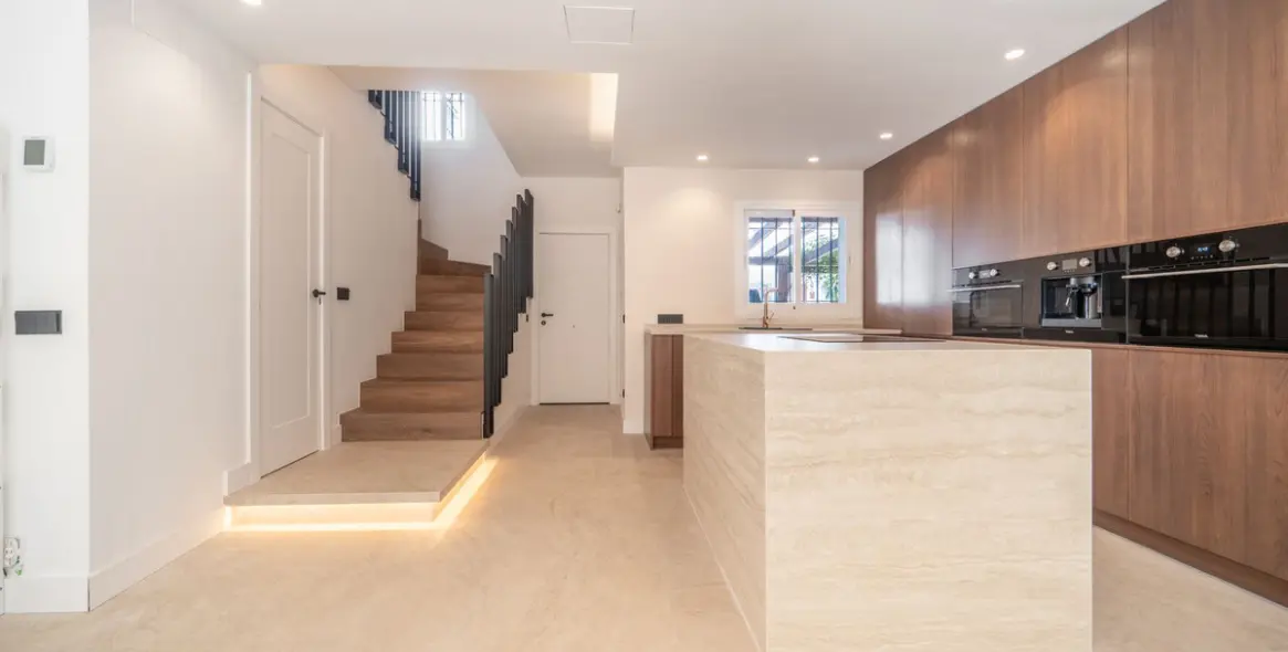 Продажа таунхауса в Nueva Andalucía 3