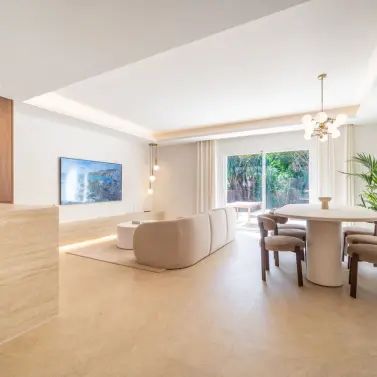 Продажа таунхауса в Nueva Andalucía