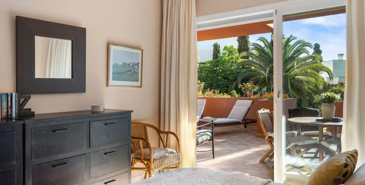 Sale of ground floor apartment in Marbella 22