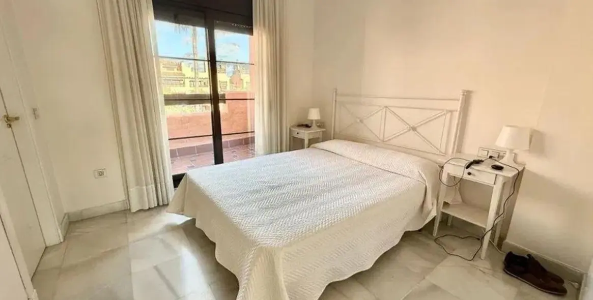 Sale of penthouse duplex in Hacienda del Sol 15