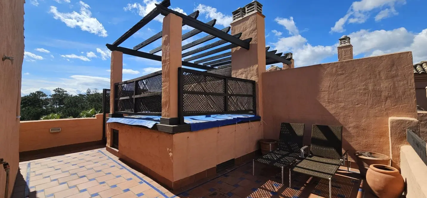 Sale of penthouse duplex in Hacienda del Sol 2