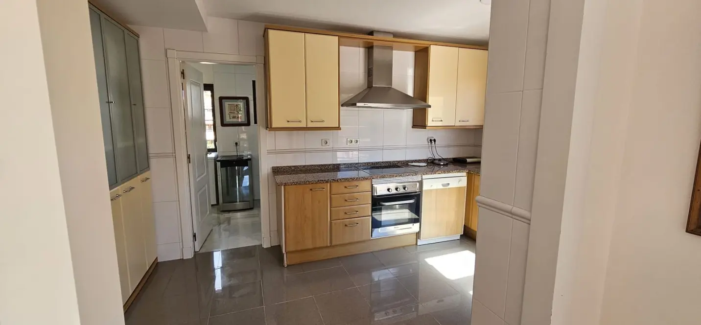 Sale of penthouse duplex in Hacienda del Sol 4