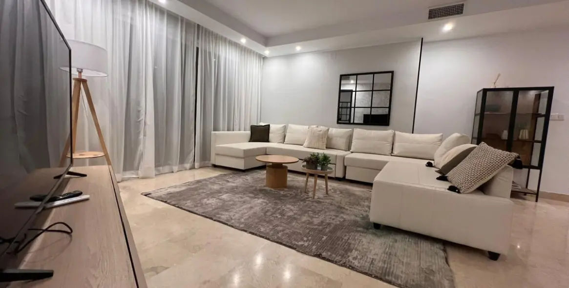 Long-term rent of ground floor apartment in Marbella 2