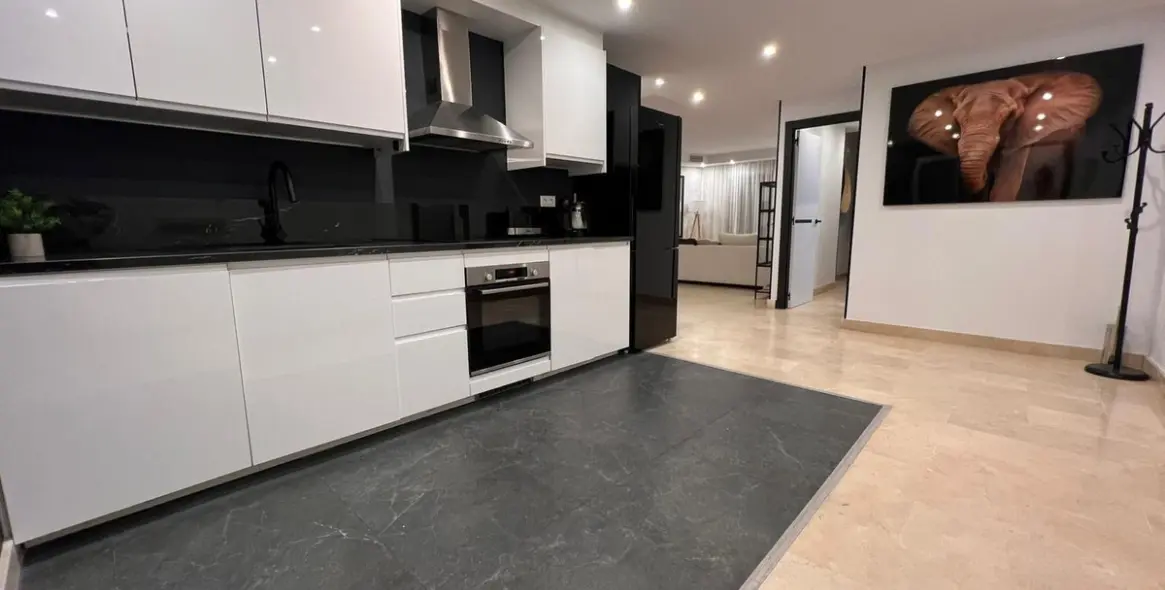 Long-term rent of ground floor apartment in Marbella 23