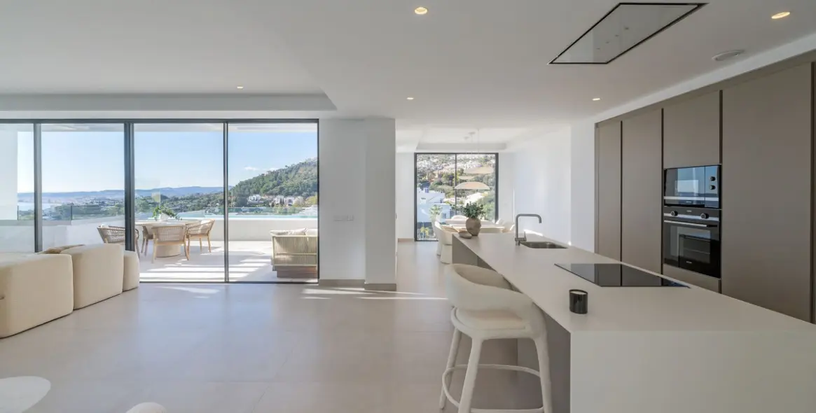 Продажа  отдельно стоящей виллы в Torremuelle 18