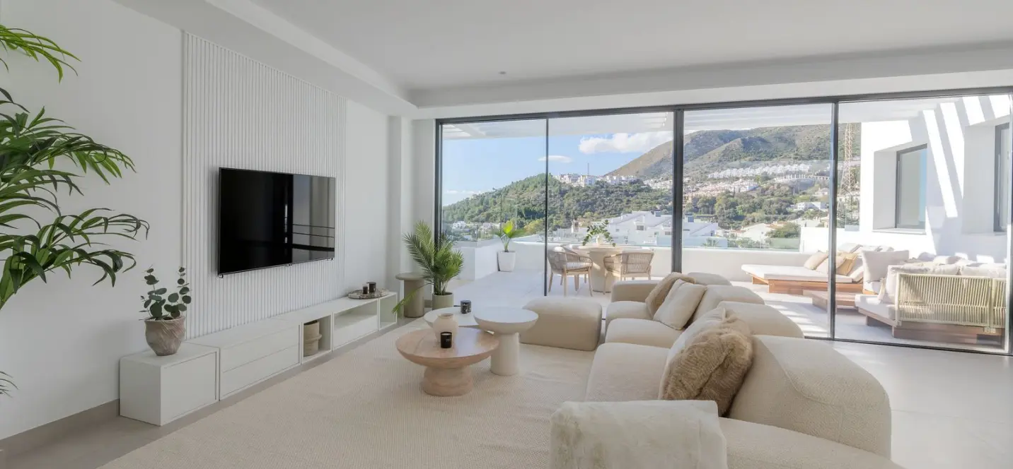 Продажа  отдельно стоящей виллы в Benalmadena Pueblo 2