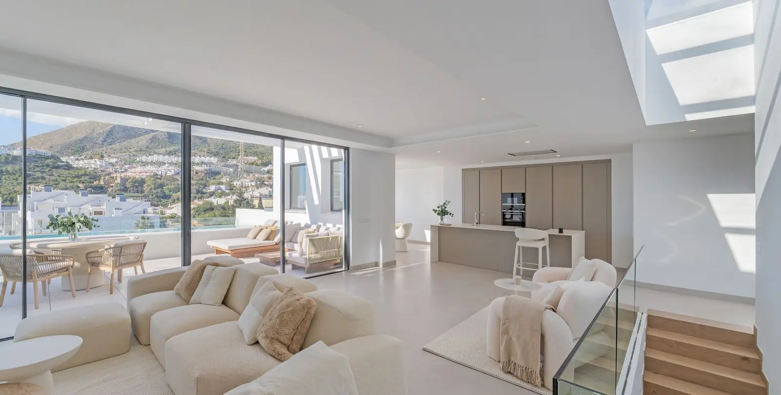 Продажа  отдельно стоящей виллы в Benalmadena Pueblo 16