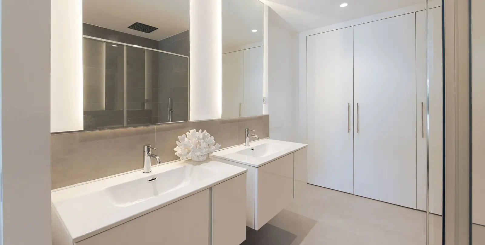 Продажа  отдельно стоящей виллы в Benalmadena Pueblo 17