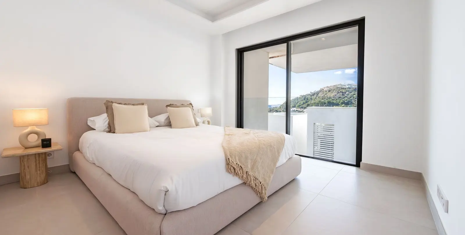 Продажа  отдельно стоящей виллы в Benalmadena Pueblo 21