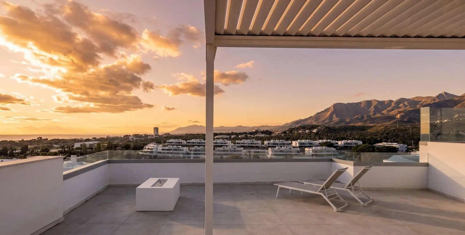 Sale of penthouse in Santa Clara 2