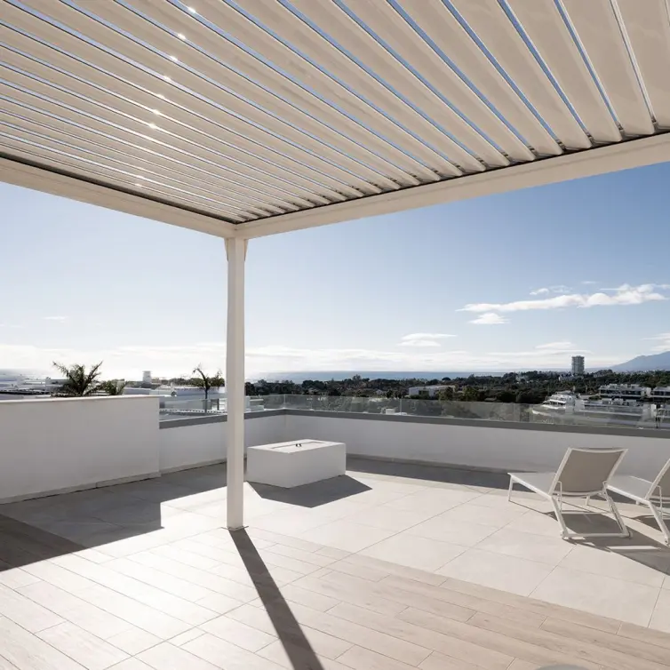 Sale of penthouse in Santa Clara