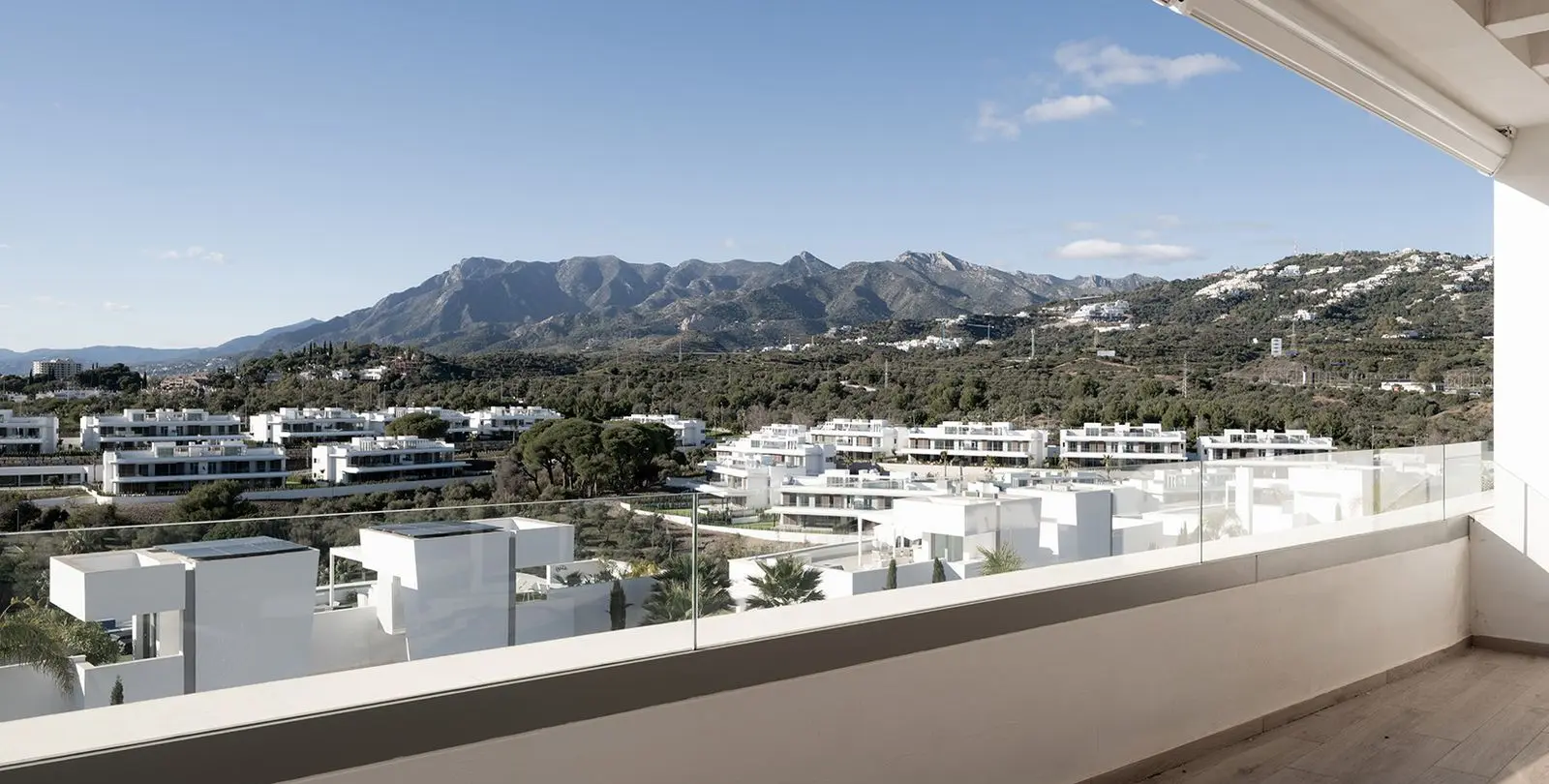 Sale of penthouse in Santa Clara 11
