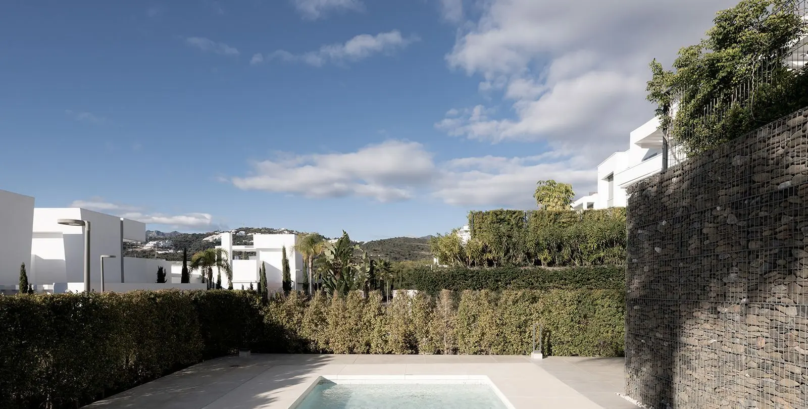 Sale of penthouse in Santa Clara 33
