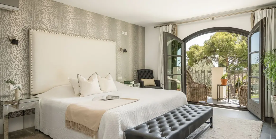 Venta de villa independiente en El Paraiso 30