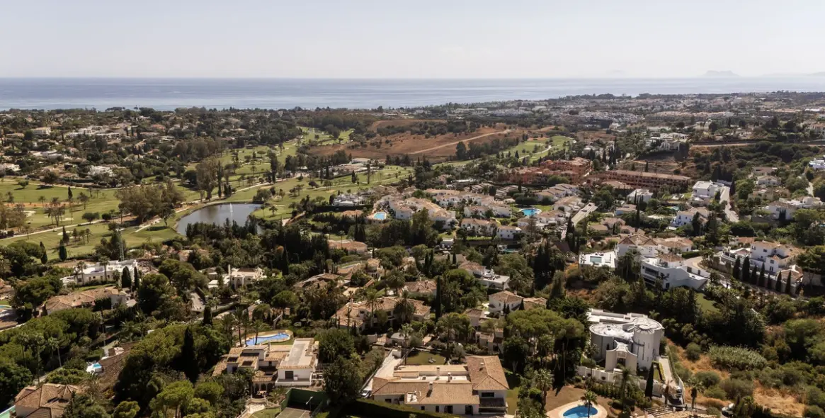 Venta de villa independiente en El Paraiso 47