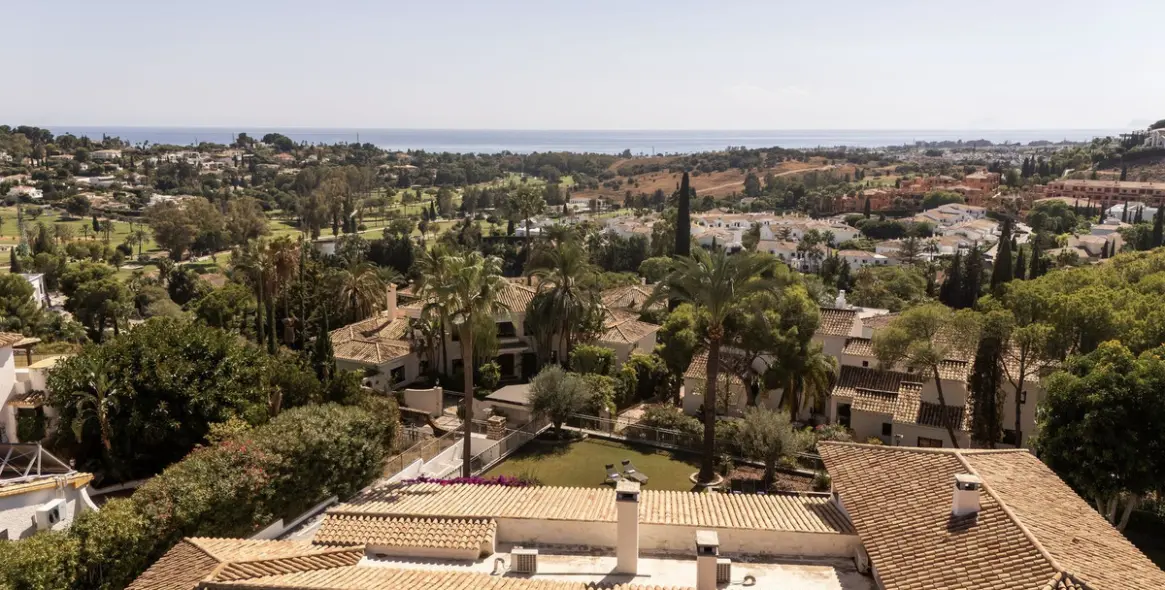 Venta de villa independiente en El Paraiso 49