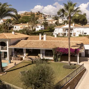 Venta de villa independiente en El Paraiso