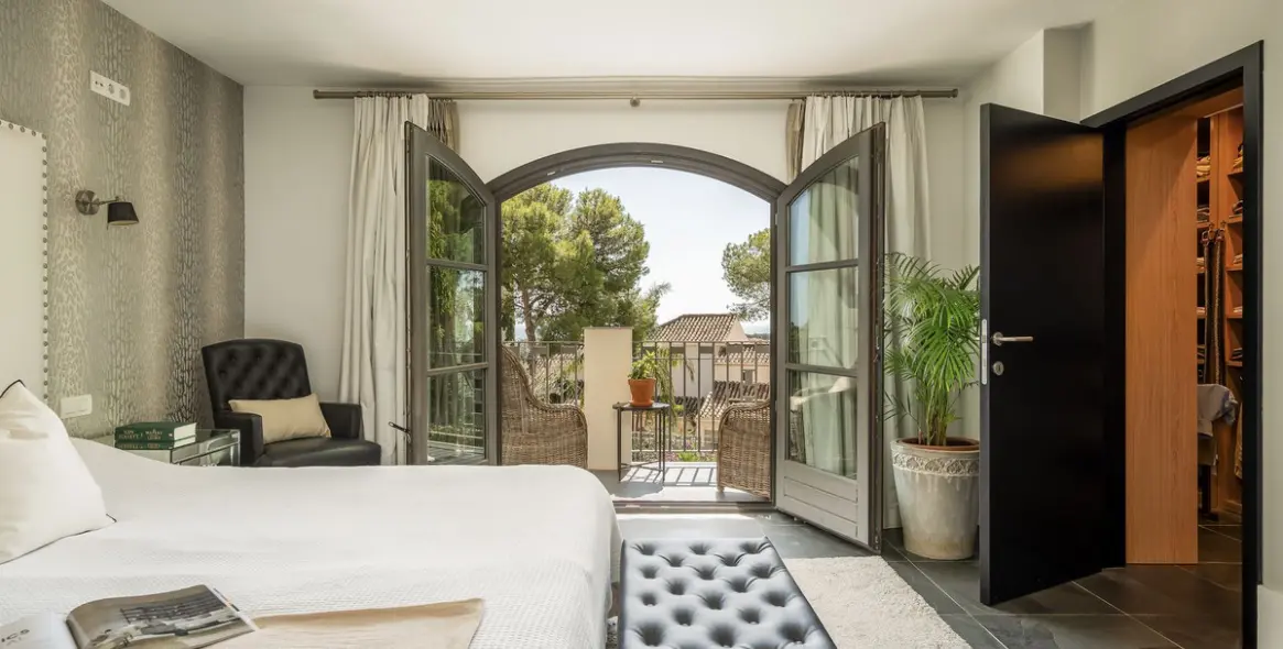 Venta de villa independiente en El Paraiso 31