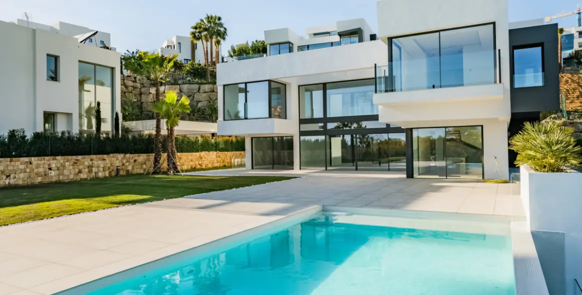 Long-term rent of detached villa in Benahavís 3