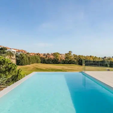 Long-term rent of detached villa in Benahavís