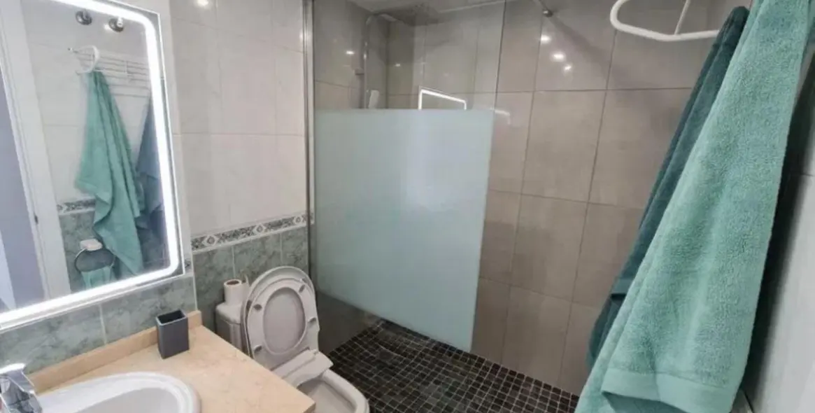 Sale of middle floor apartment in Nueva Andalucía 9