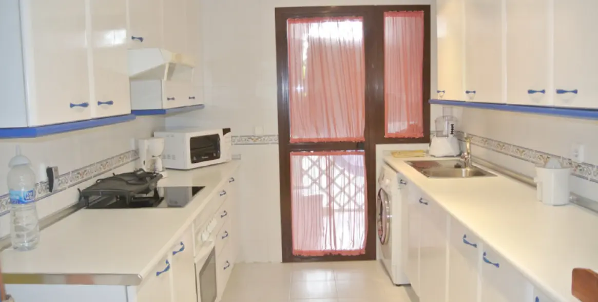 Sale of penthouse in The Golden Mile 6