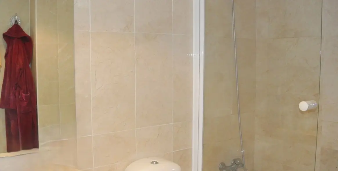 Sale of penthouse in The Golden Mile 10