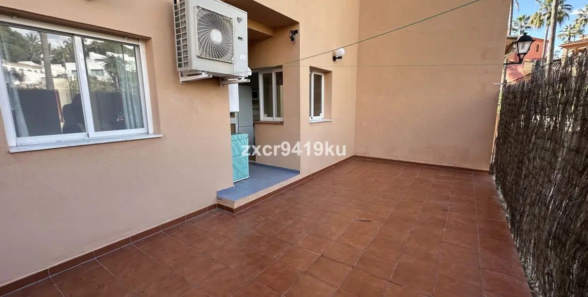 Продажа апартаментов на первом этаже в Marbesa 4