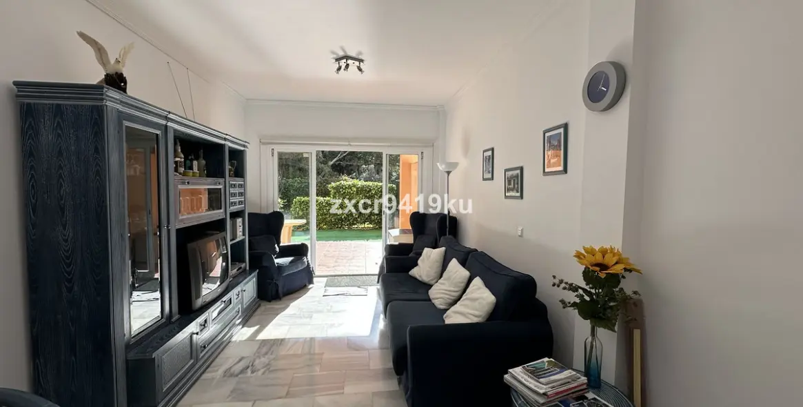 Продажа апартаментов на первом этаже в Marbesa 6