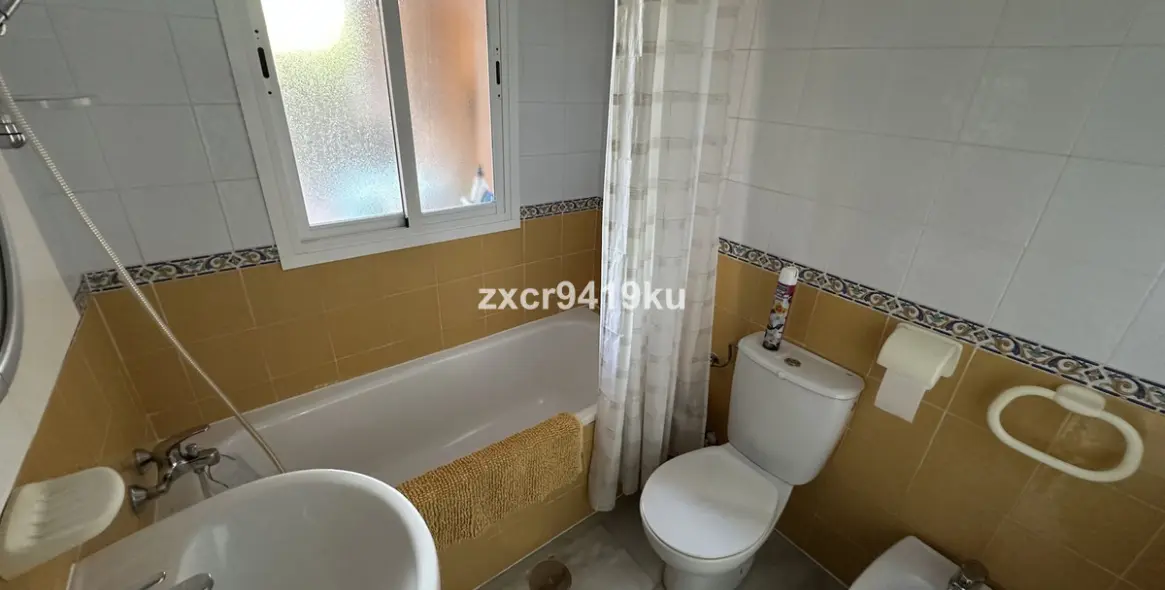 Продажа апартаментов на первом этаже в Marbesa 9