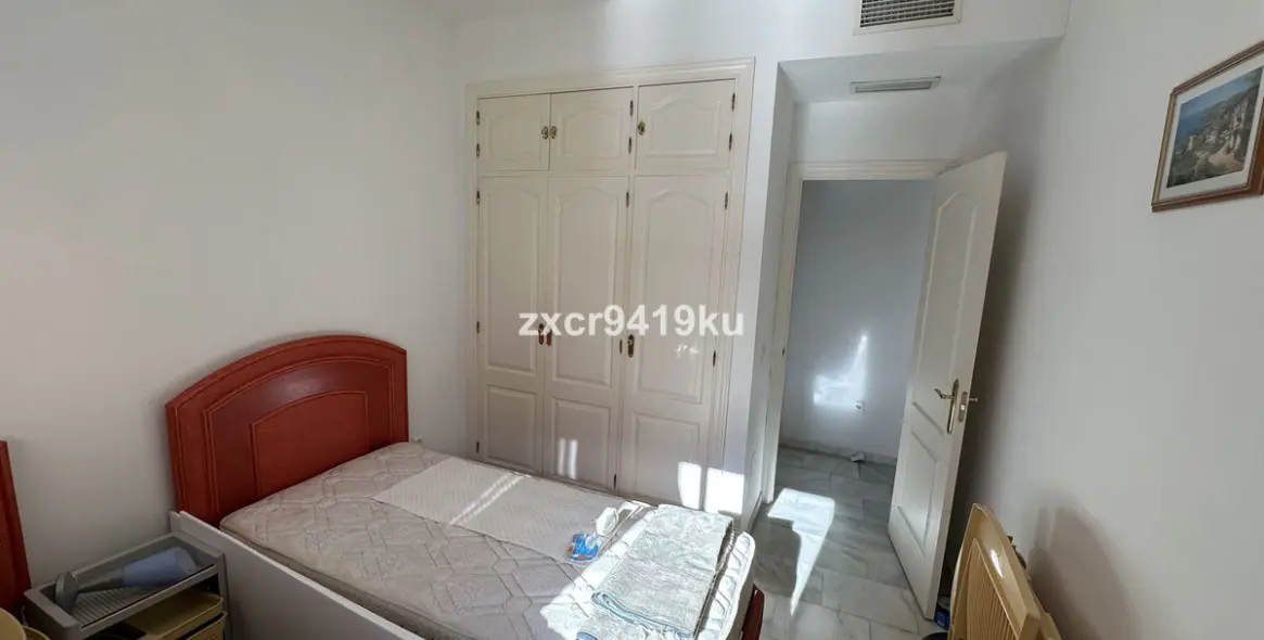 Продажа апартаментов на первом этаже в Marbesa 10