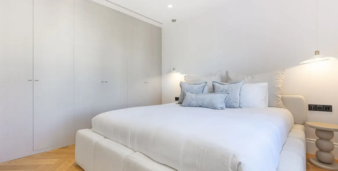 Продажа апартаментов на среднем этаже в Puerto Banús 29